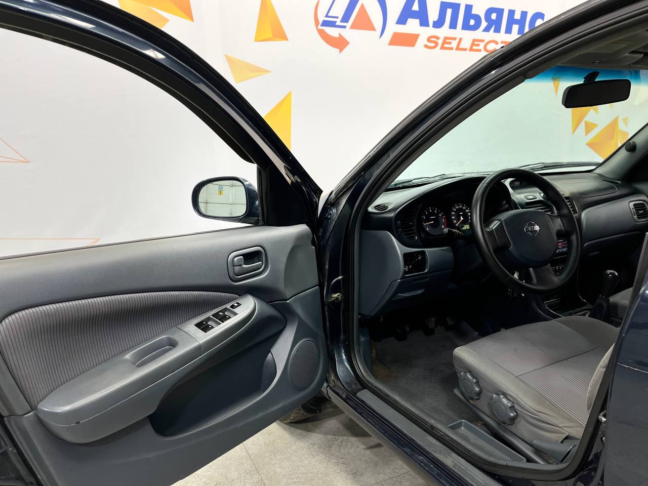 NISSAN ALMERA