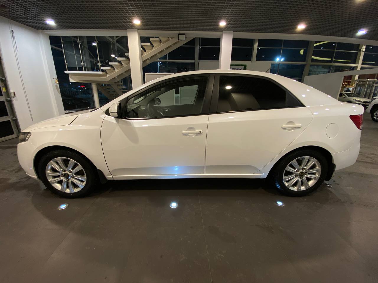KIA CERATO