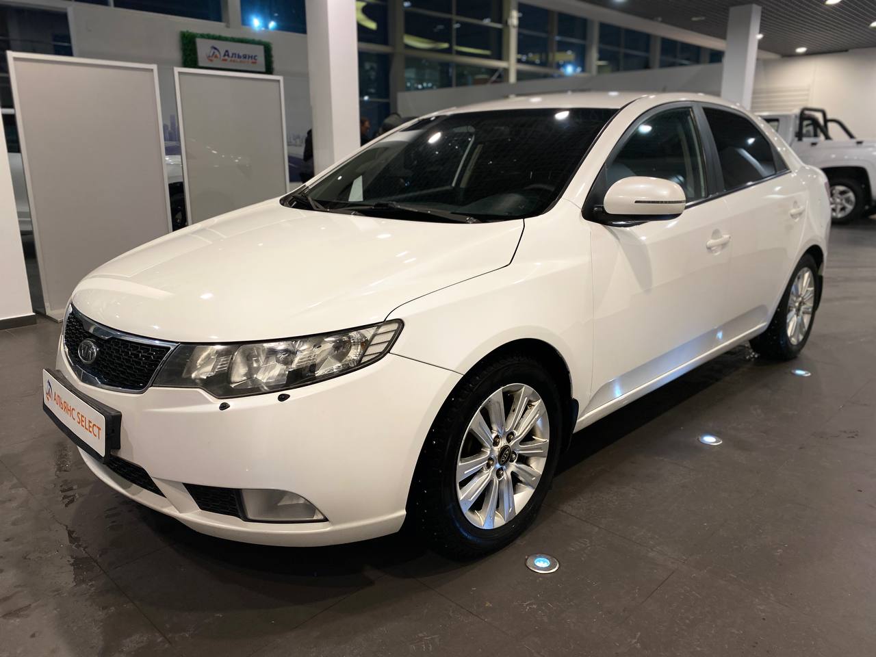 KIA CERATO