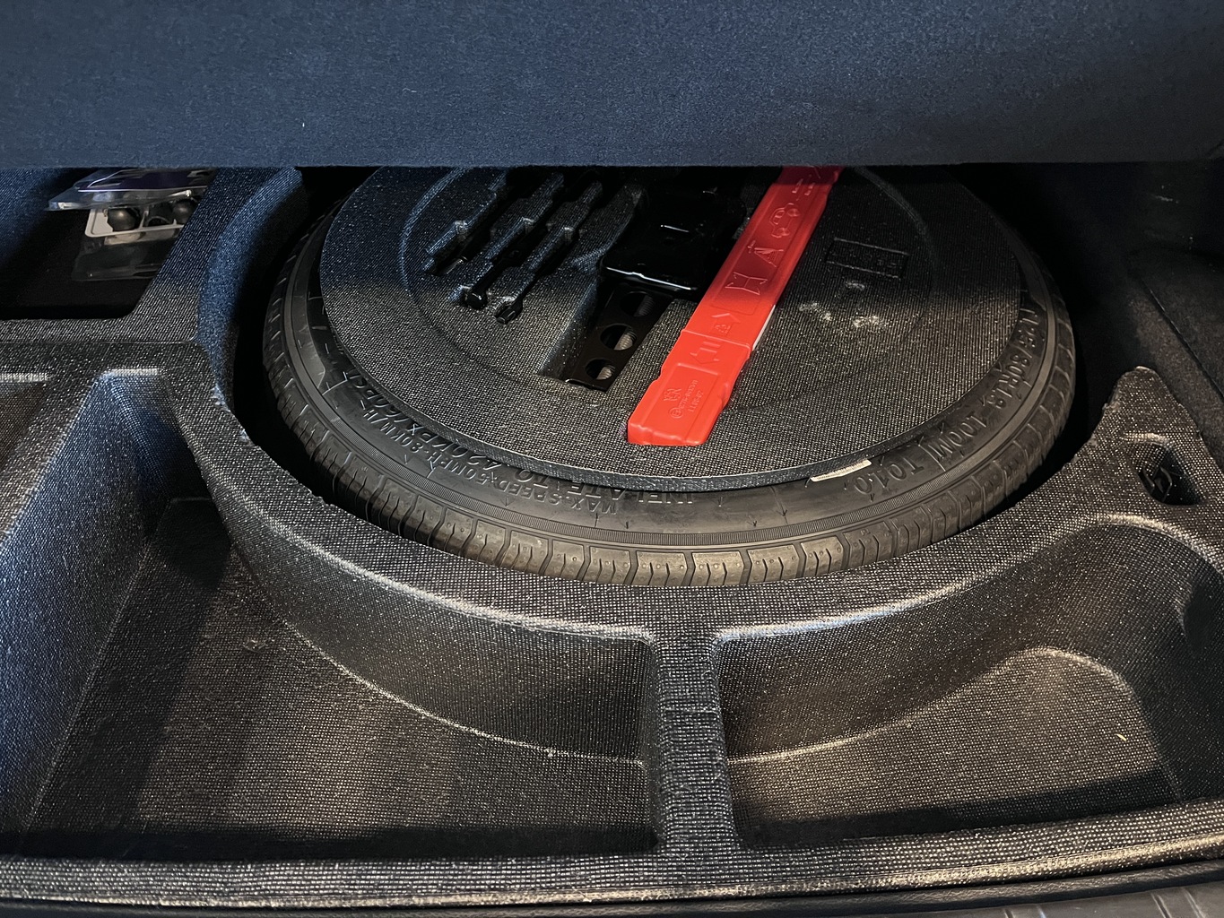 GEELY TUGELLA (FY11)