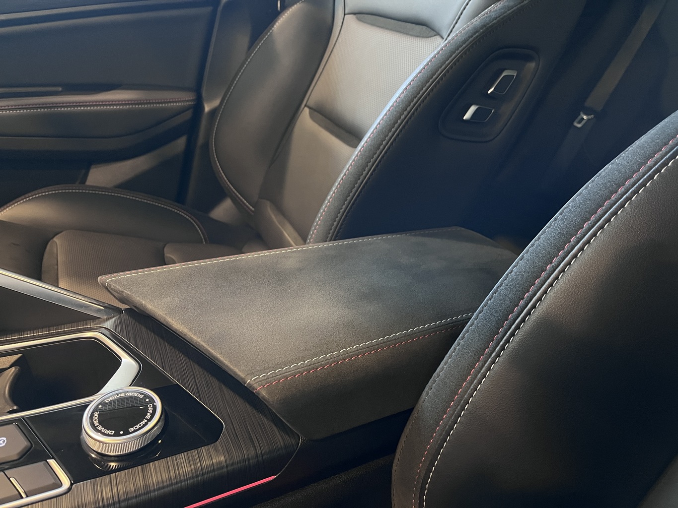 GEELY TUGELLA (FY11)