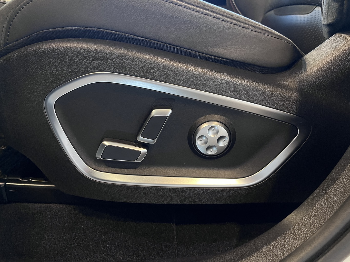 GEELY TUGELLA (FY11)