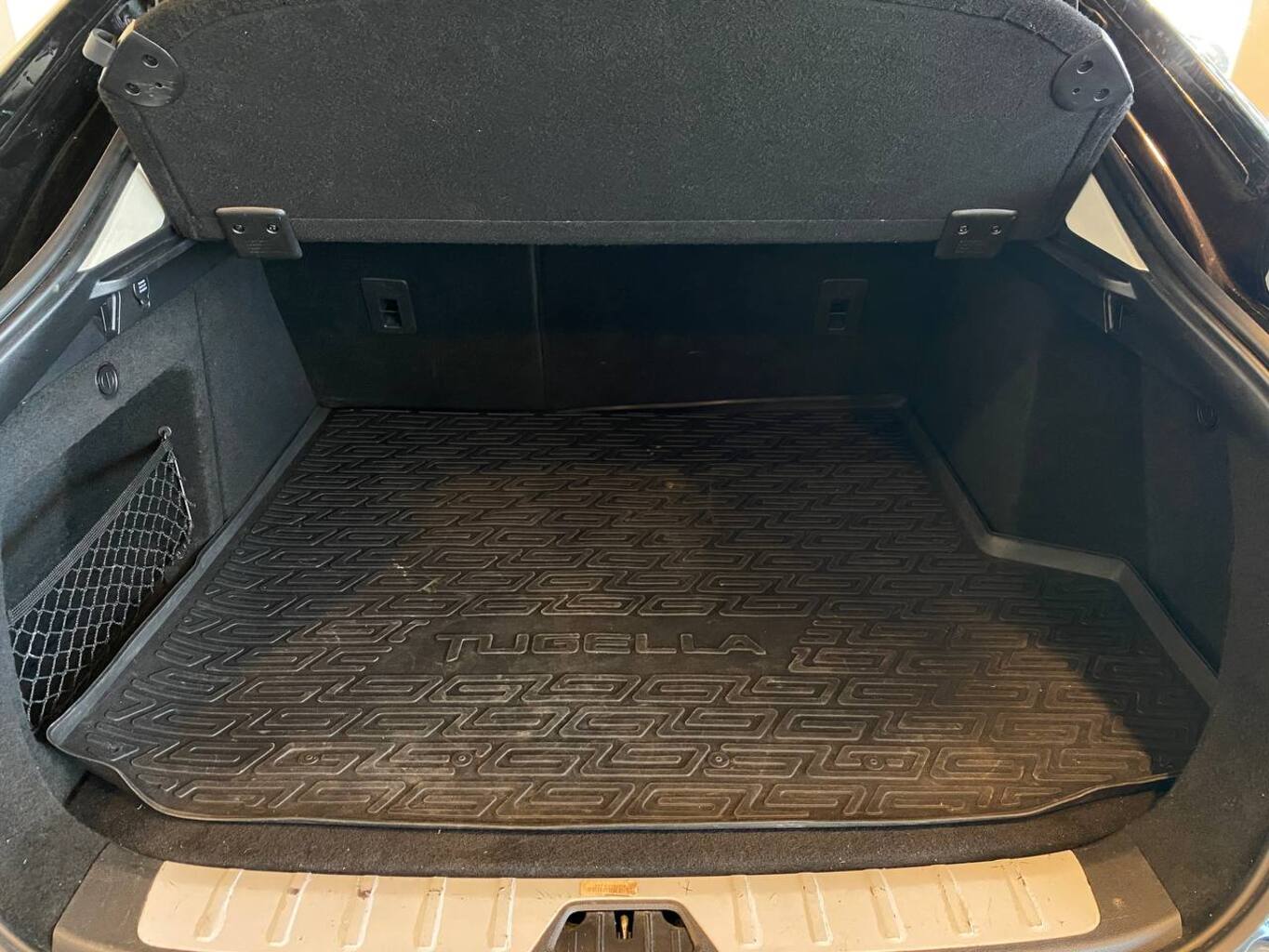 GEELY TUGELLA