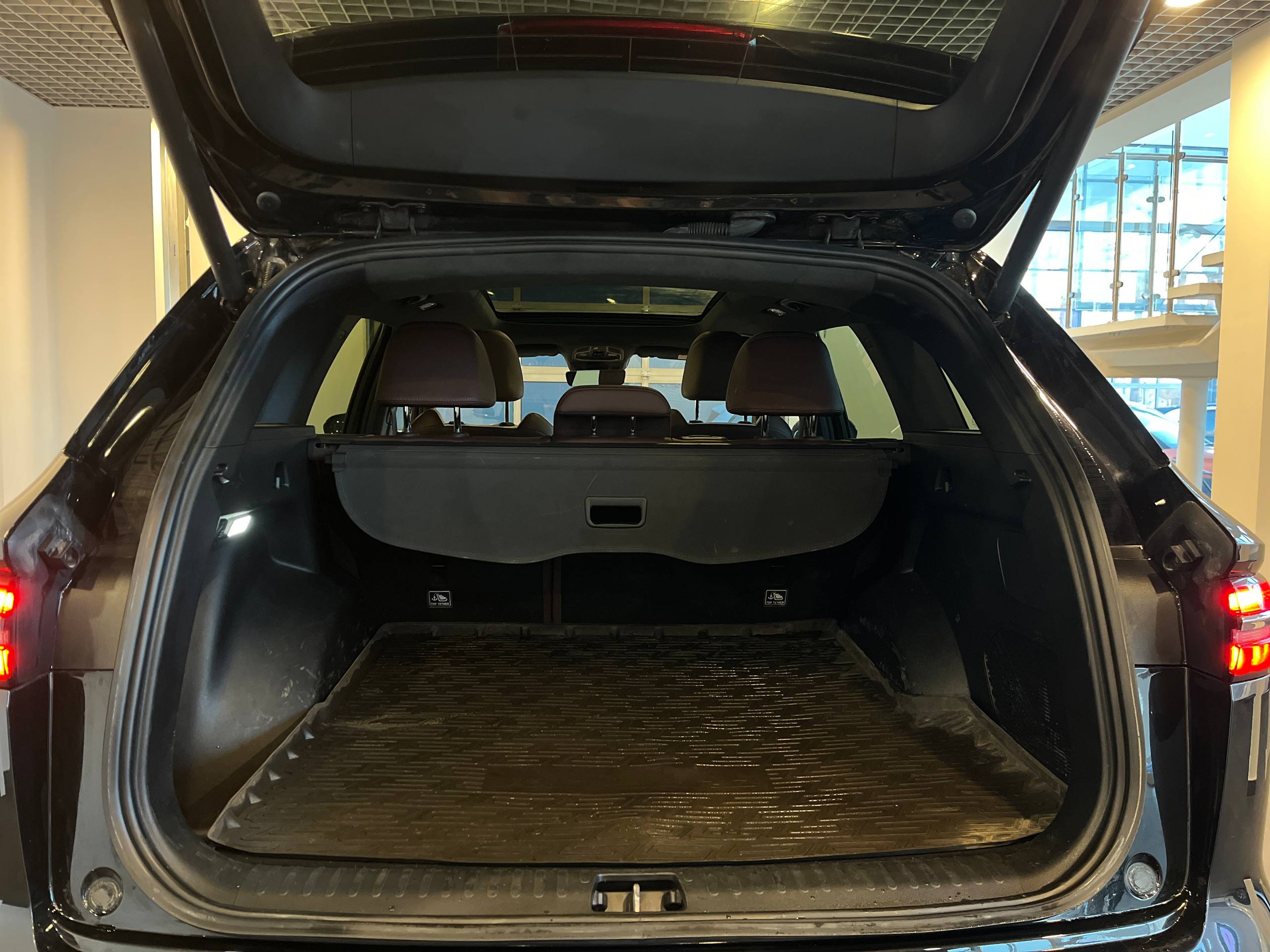 GEELY MONJARO (KX11)