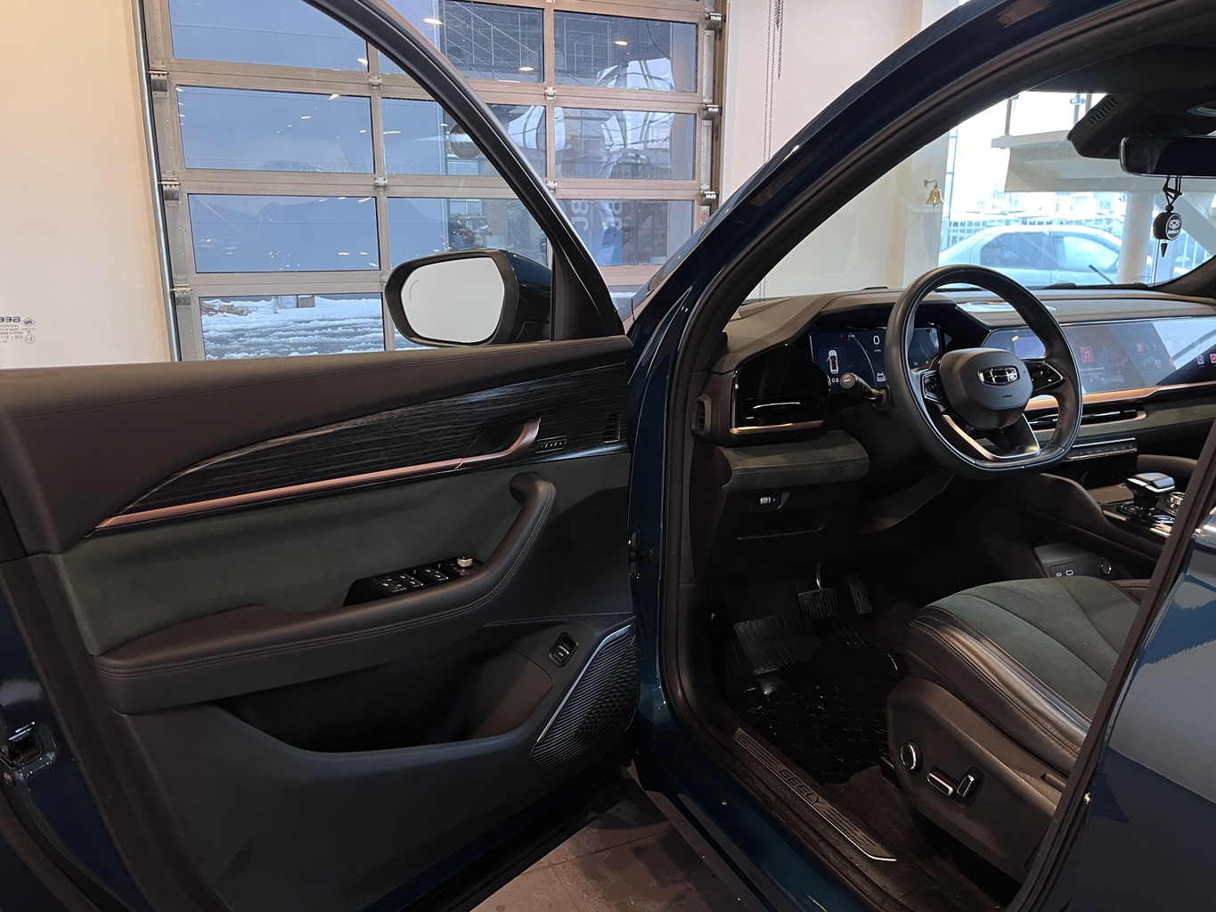 GEELY MONJARO (KX11)