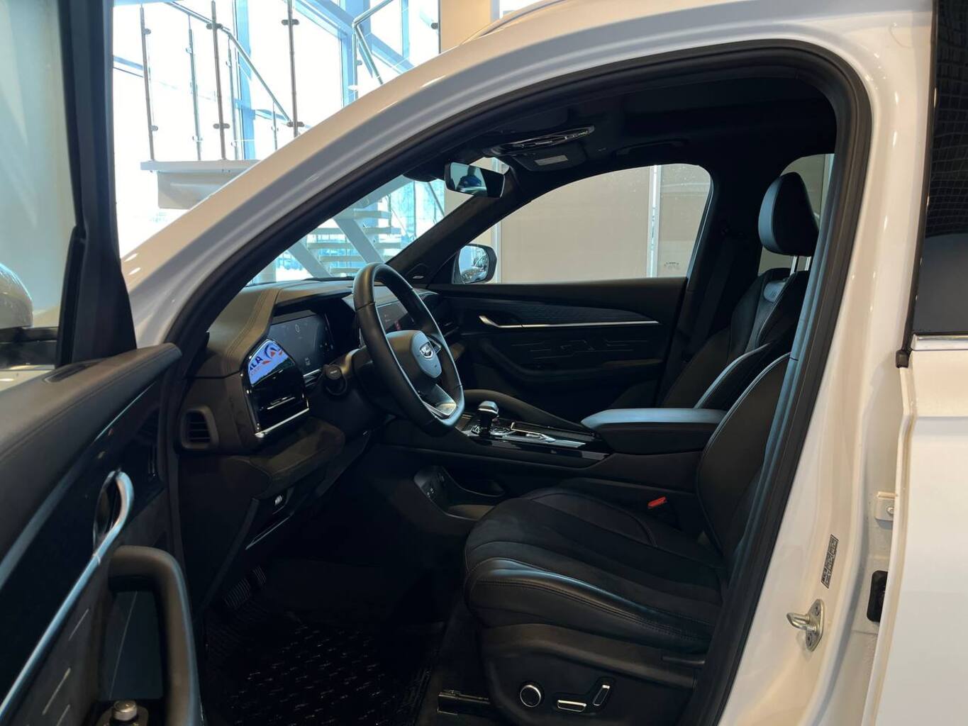 GEELY MONJARO (KX11)