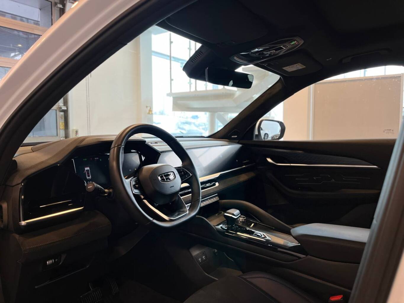 GEELY MONJARO (KX11)