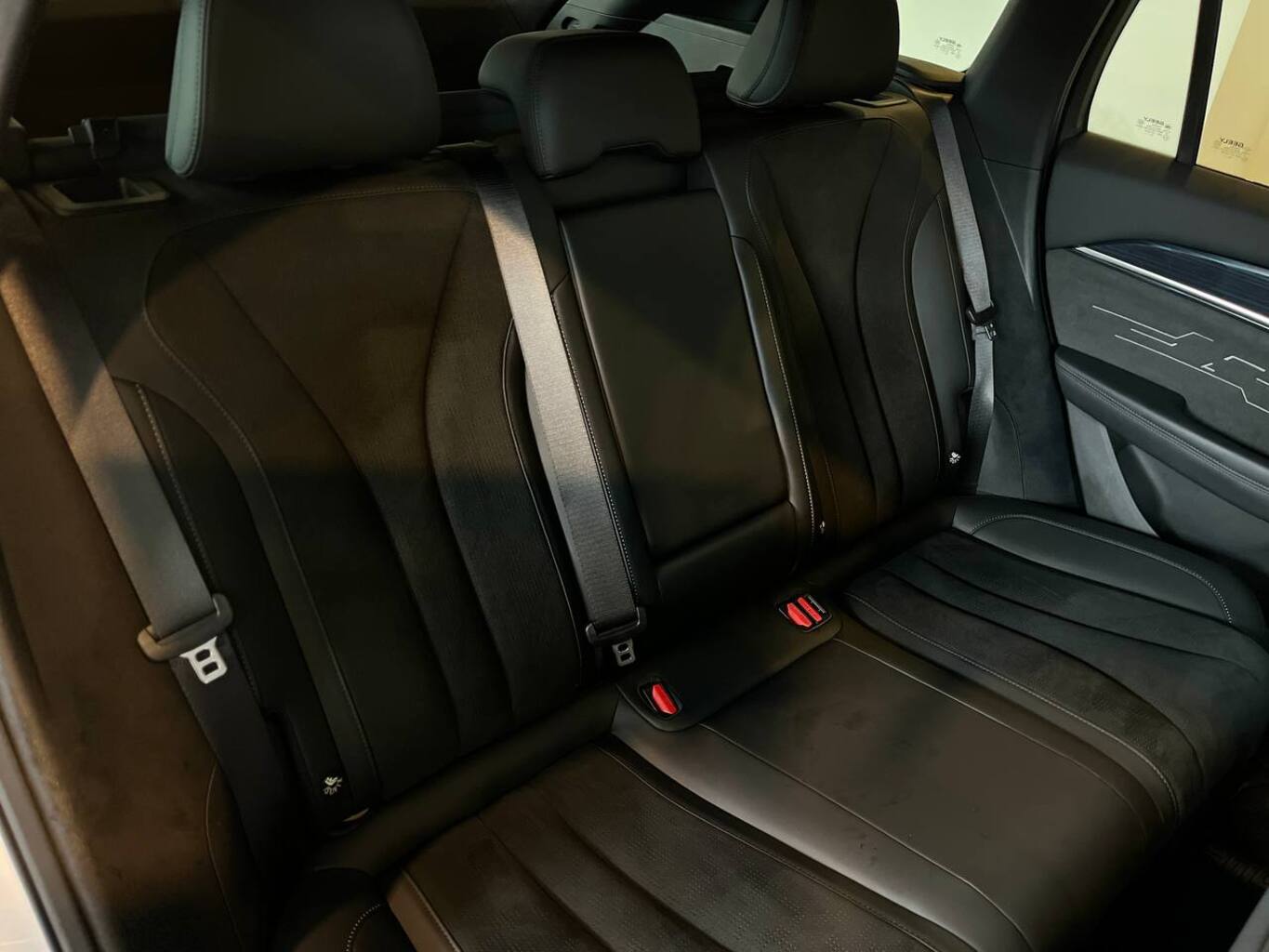 GEELY MONJARO (KX11)