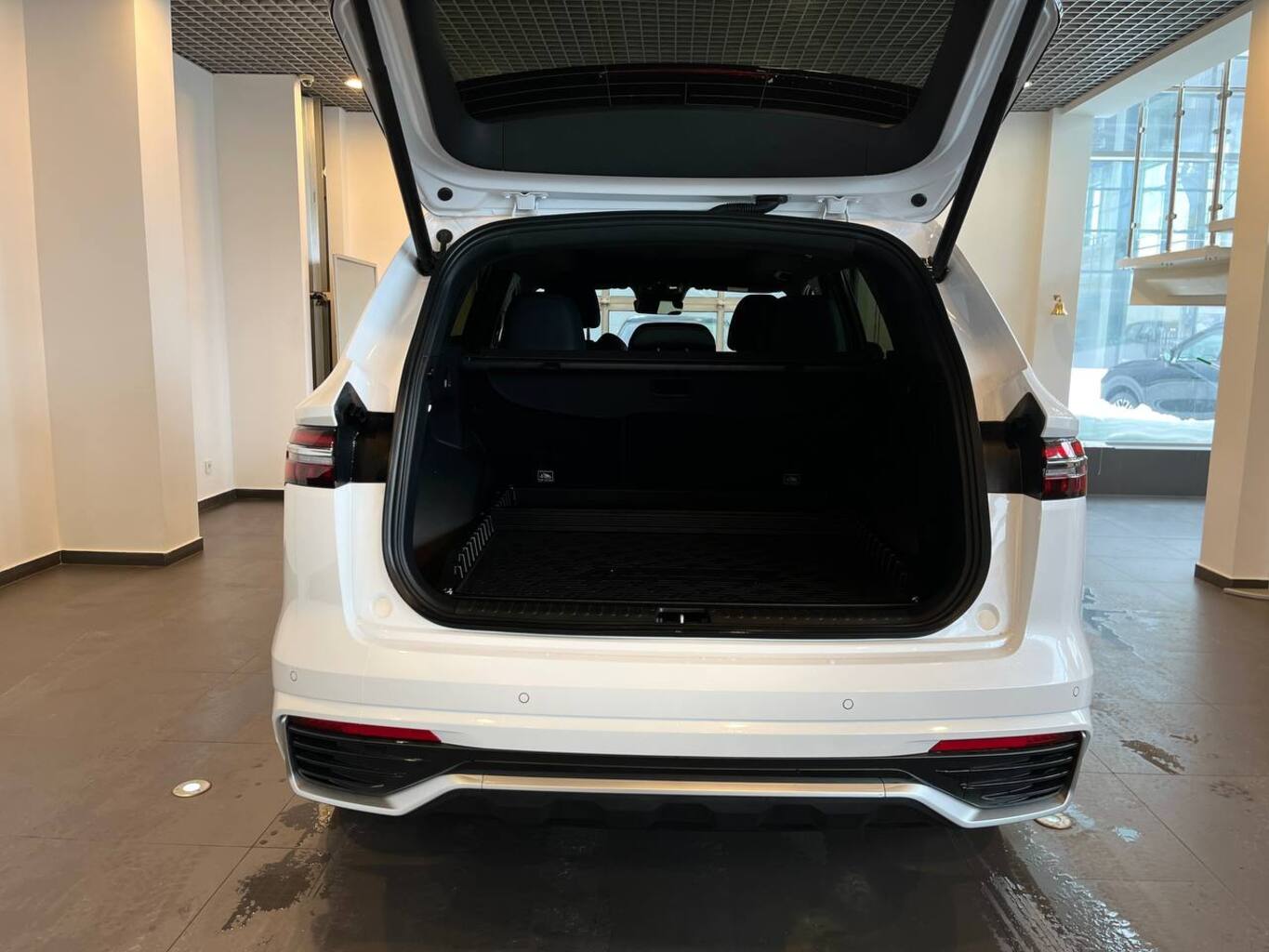 GEELY MONJARO (KX11)