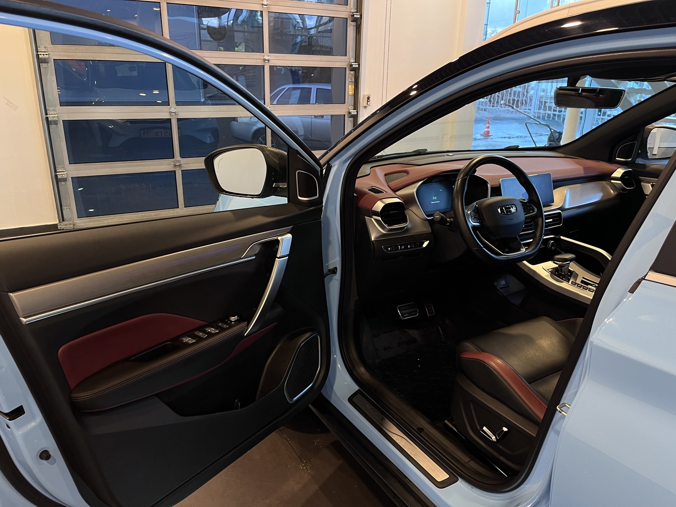 GEELY COOLRAY