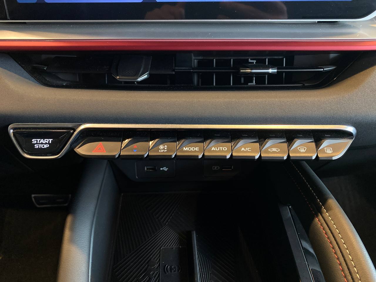 GEELY COOLRAY (SX11 A3)