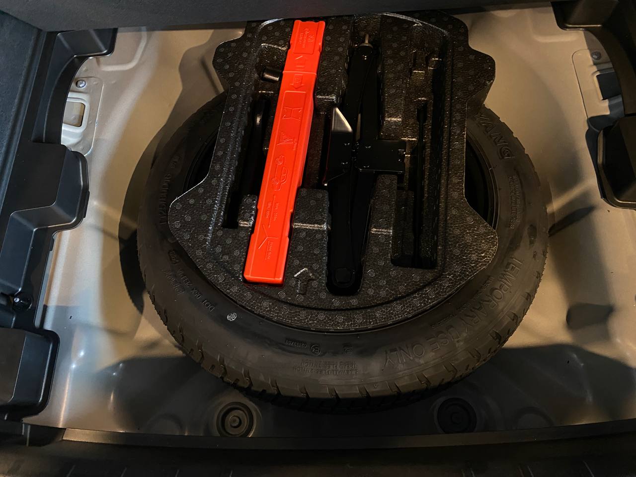 GEELY COOLRAY (SX11 A3)