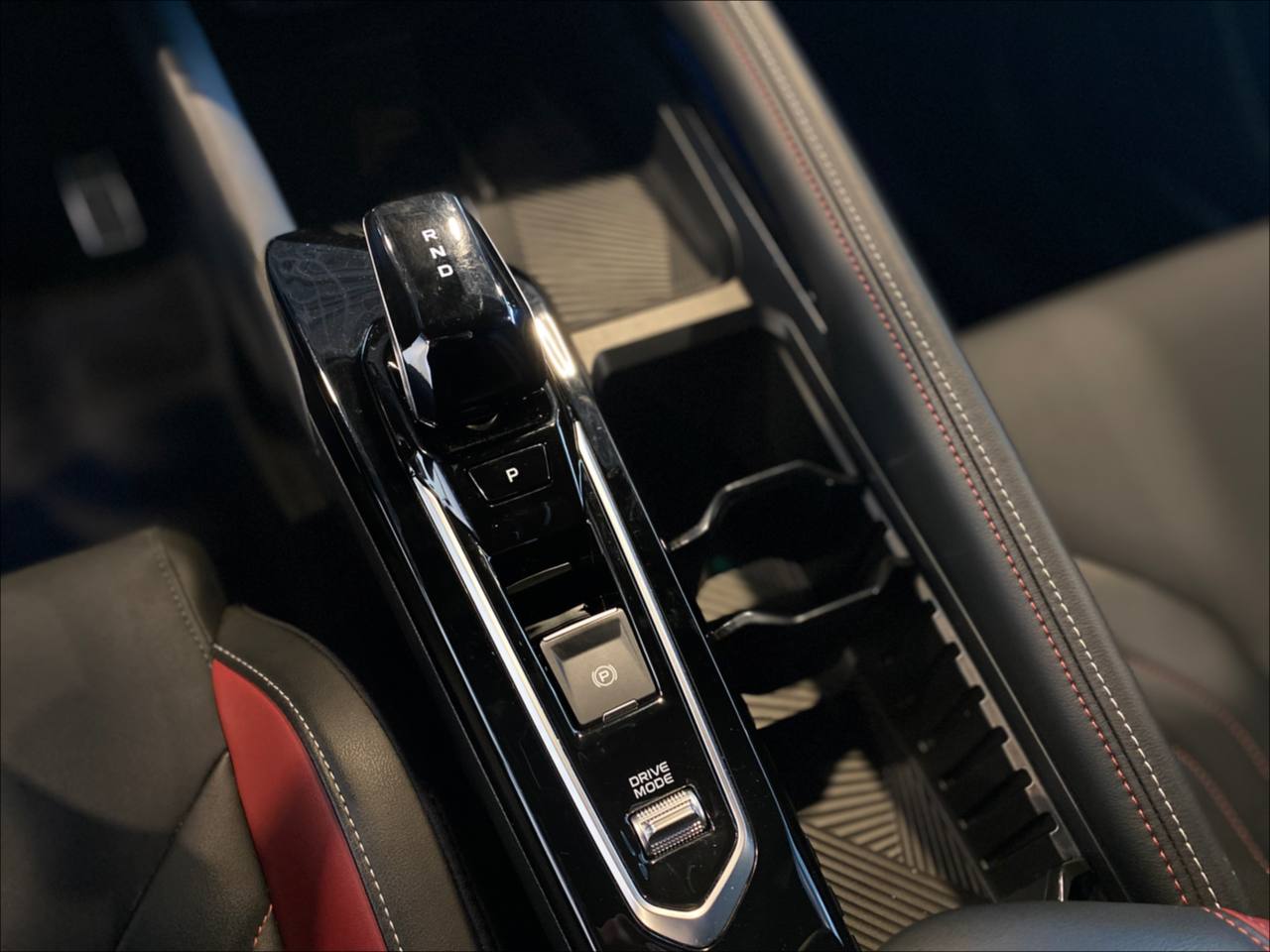 GEELY COOLRAY (SX11 A3)