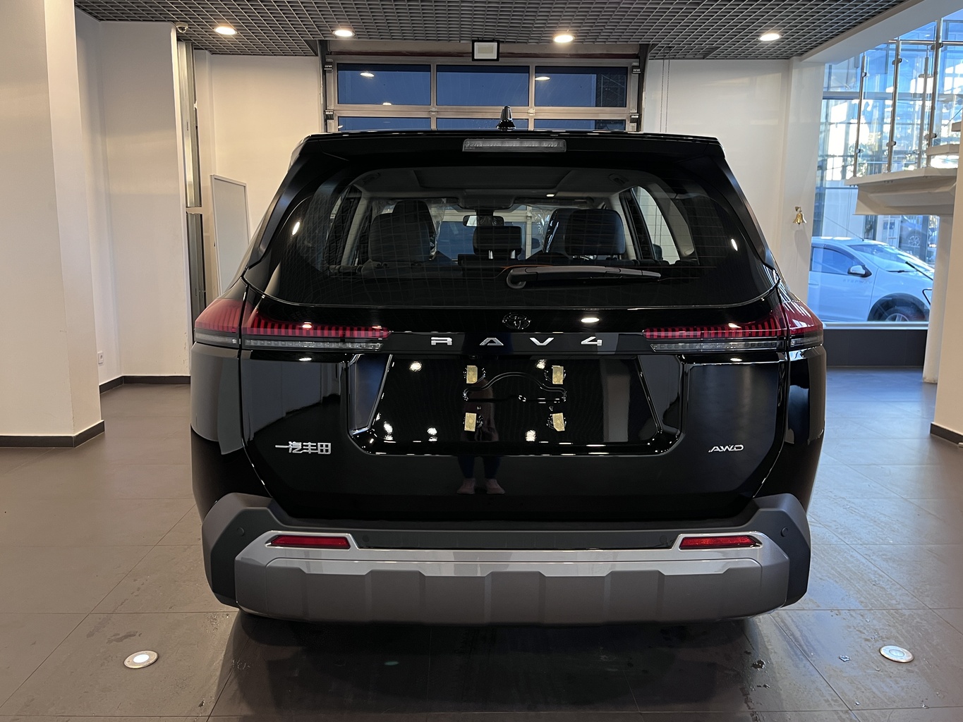 TOYOTA RAV4