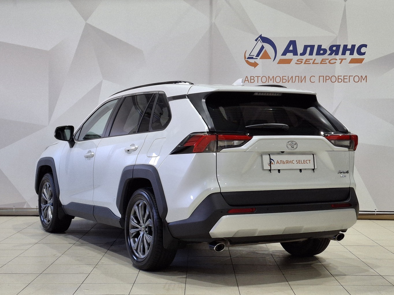 TOYOTA RAV4