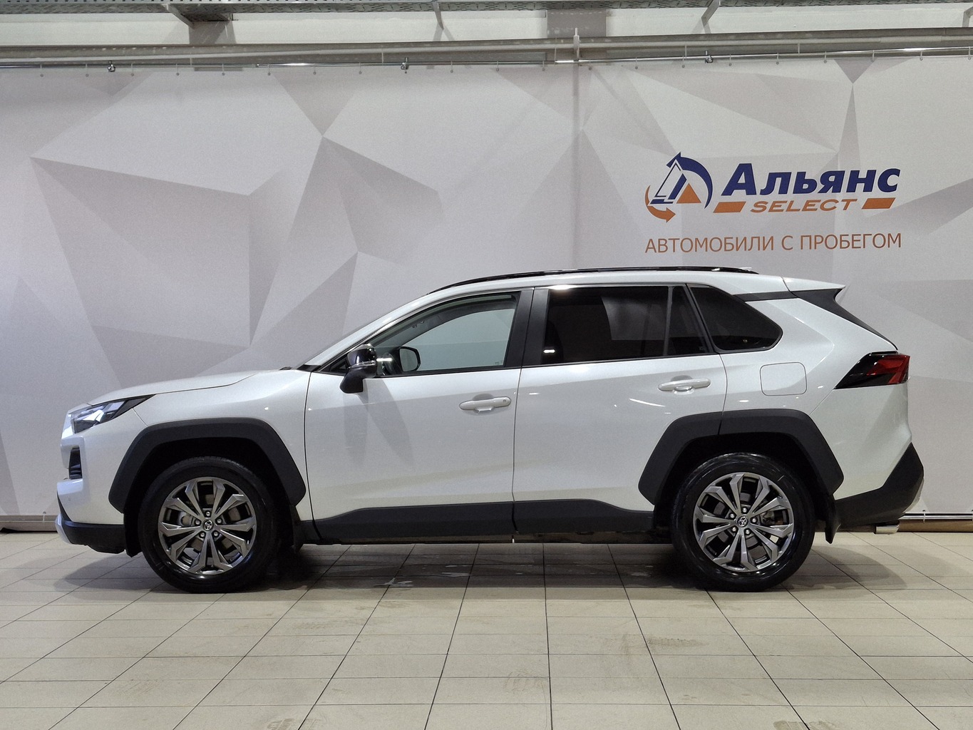 TOYOTA RAV4