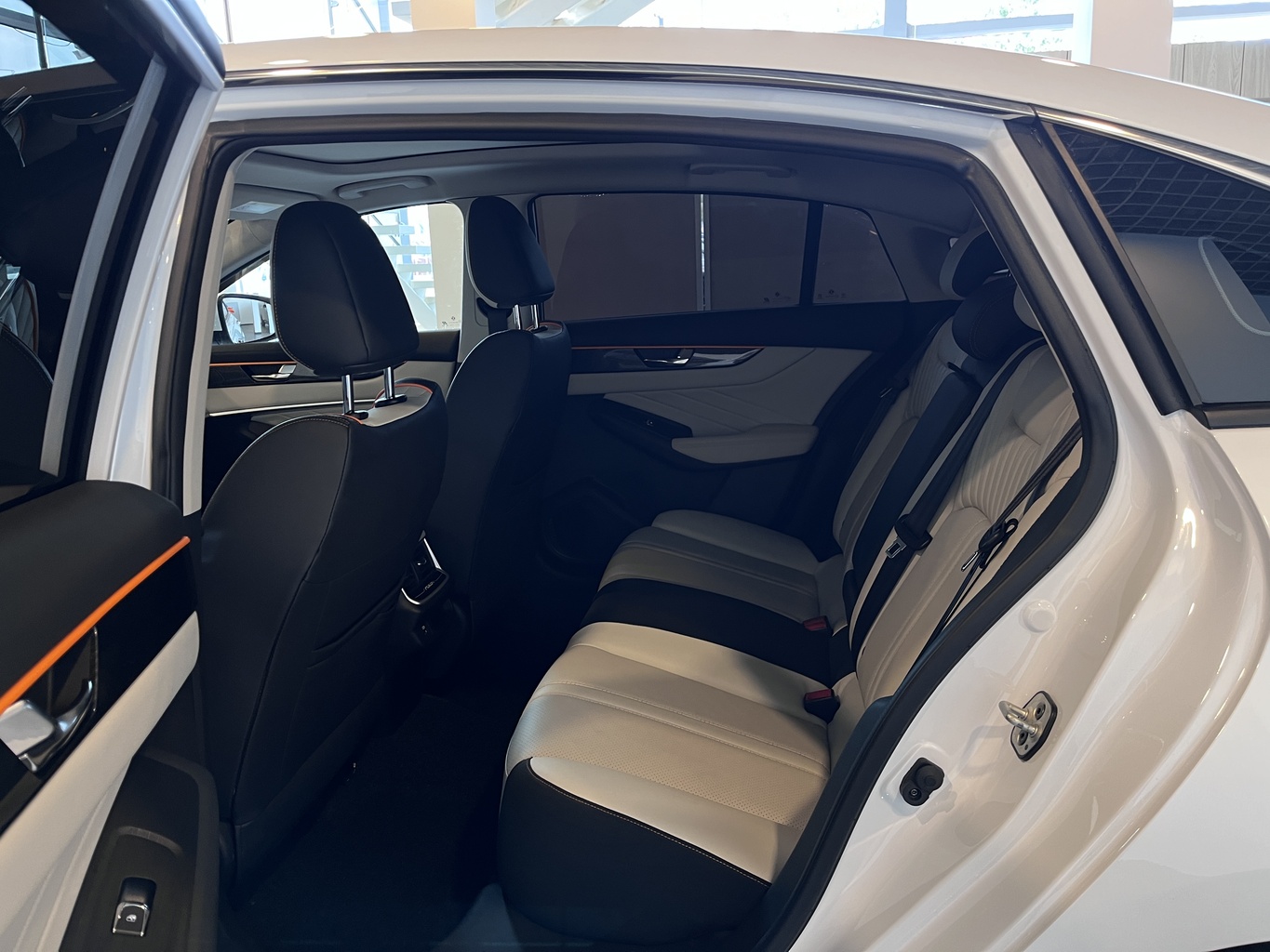DONGFENG SHINE MAX