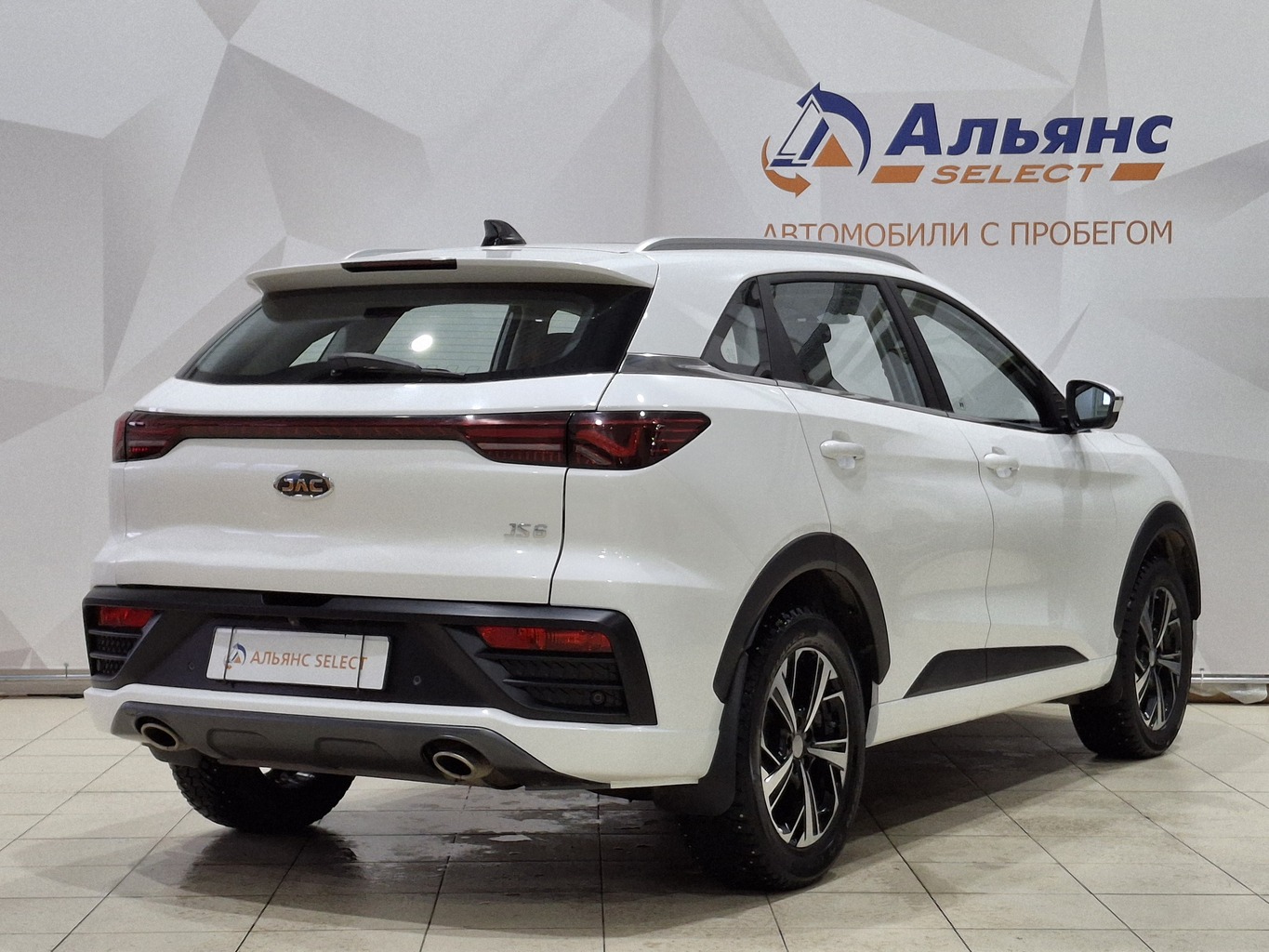 JAC JS6