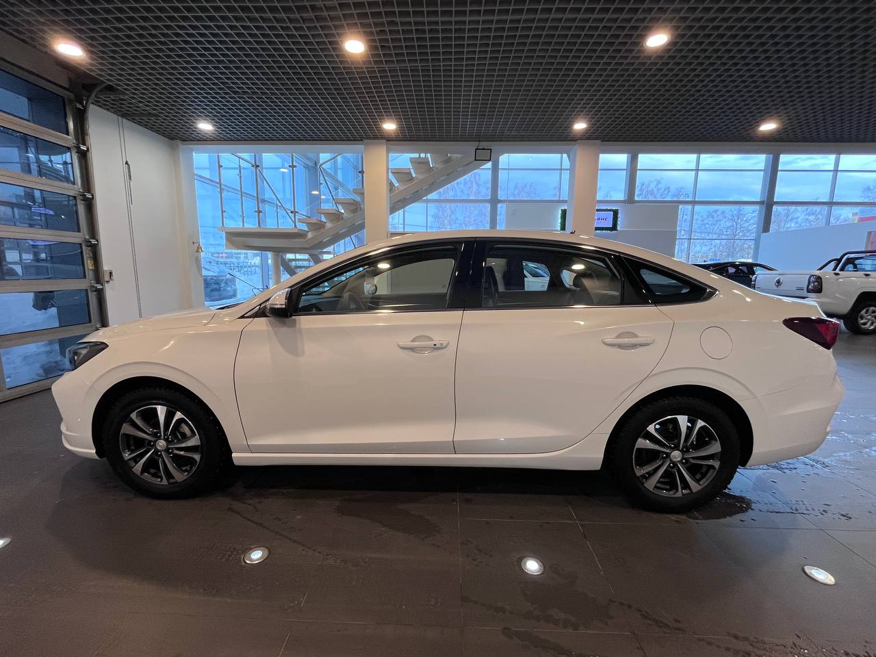 CHANGAN EADO PLUS