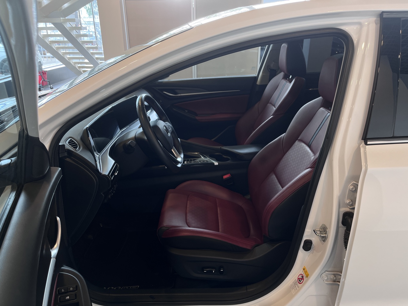 CHANGAN EADO PLUS