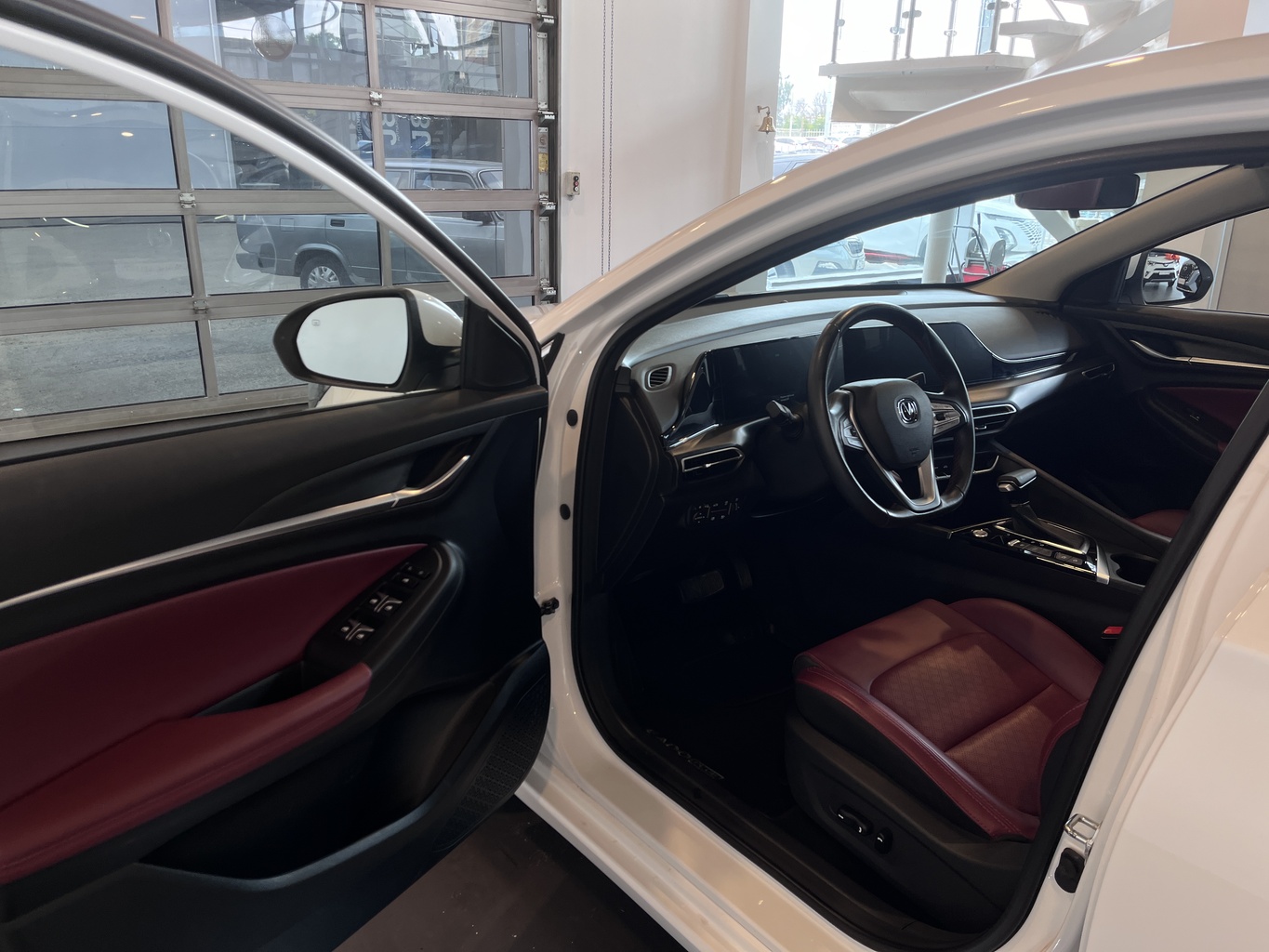 CHANGAN EADO PLUS