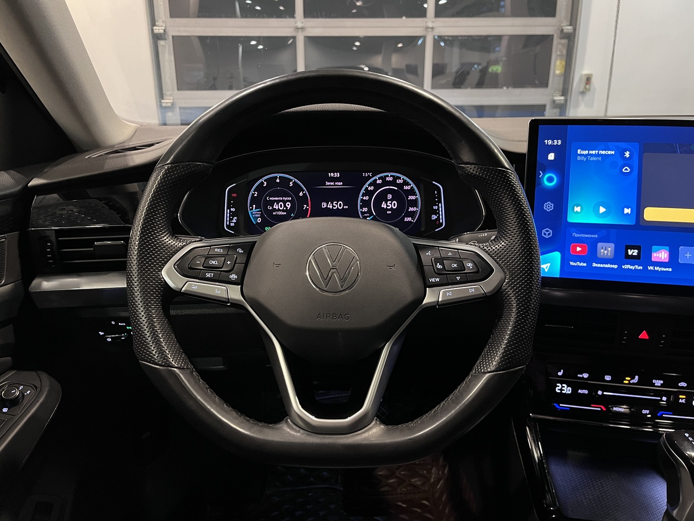 VOLKSWAGEN PASSAT