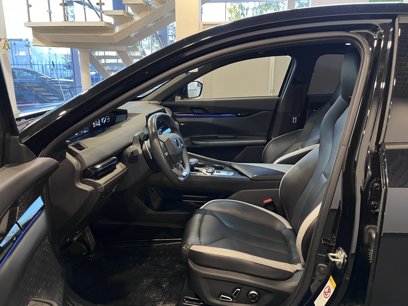 CHANGAN UNI-V