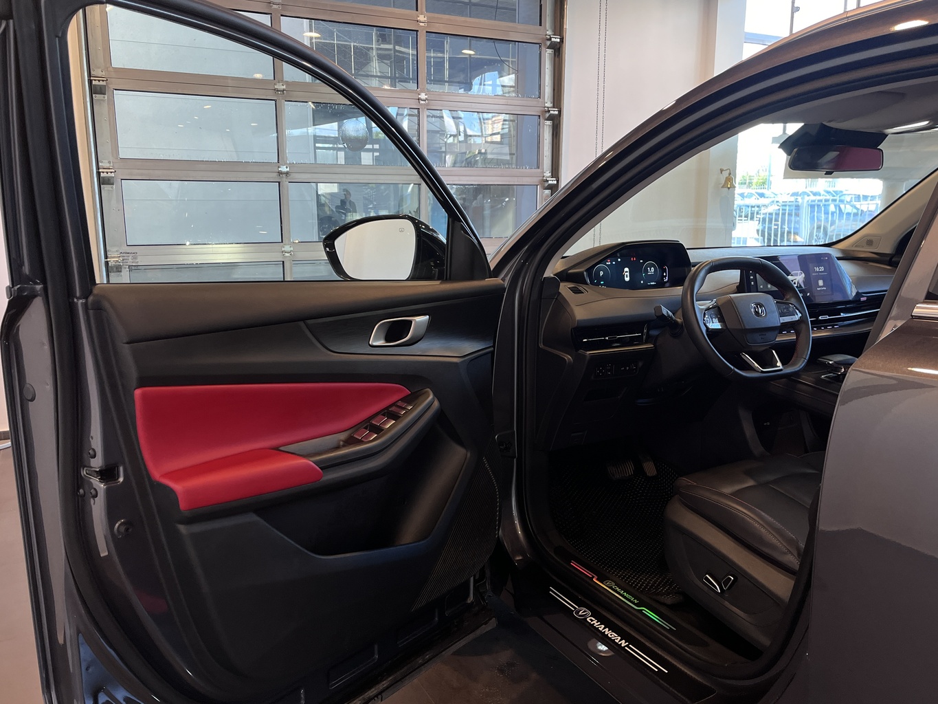 CHANGAN UNI-S