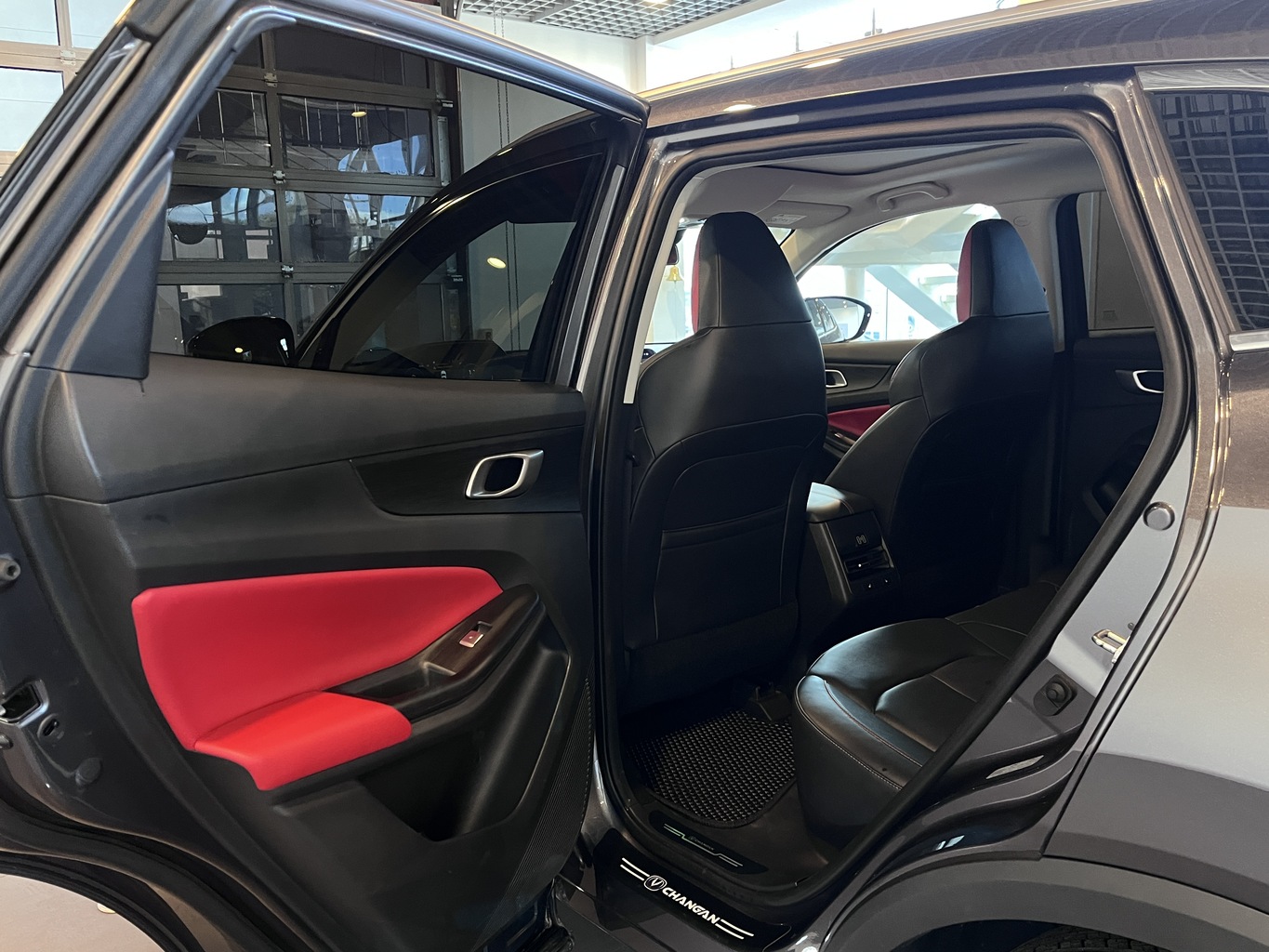 CHANGAN UNI-S