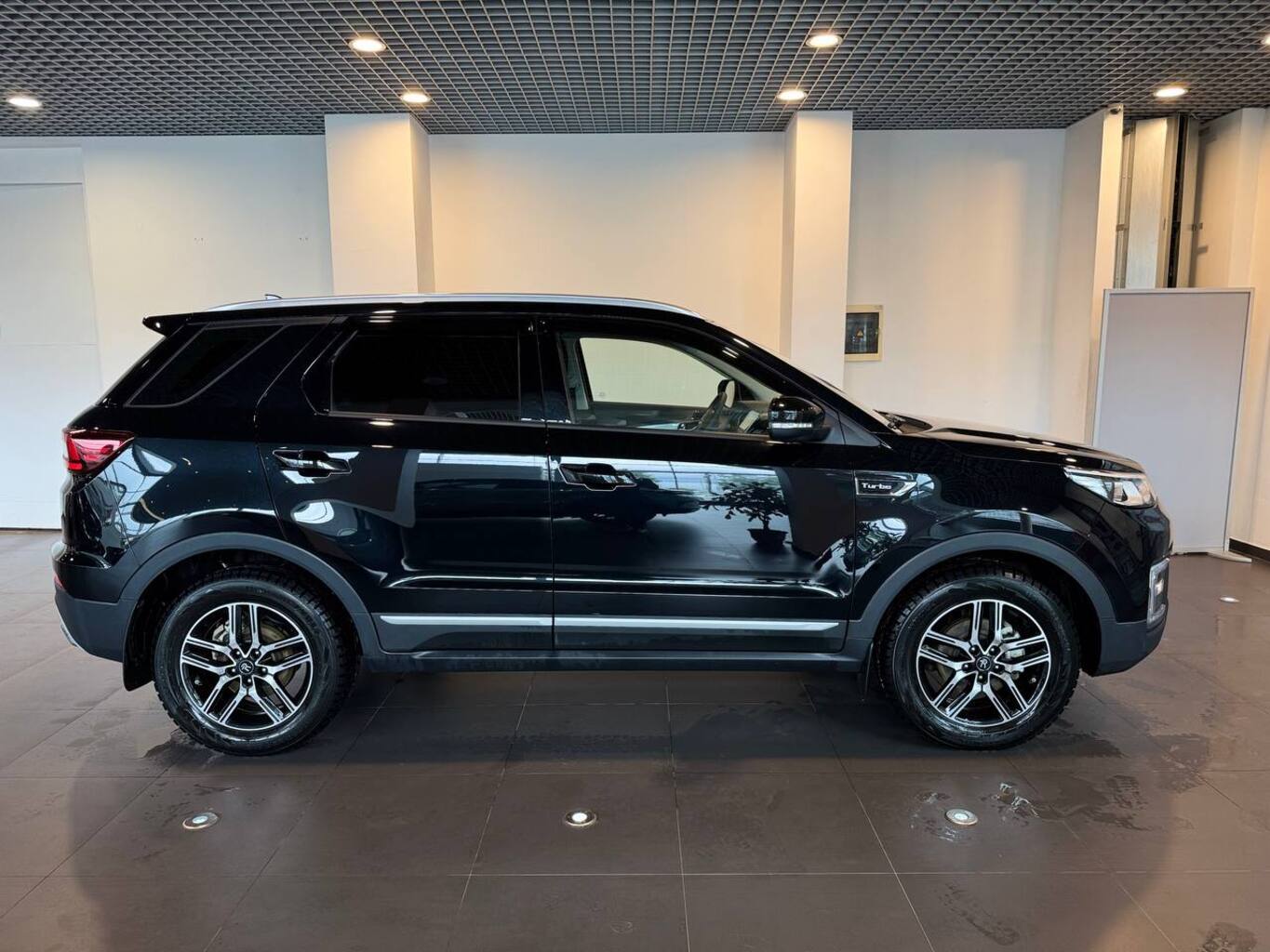 CHANGAN CS55