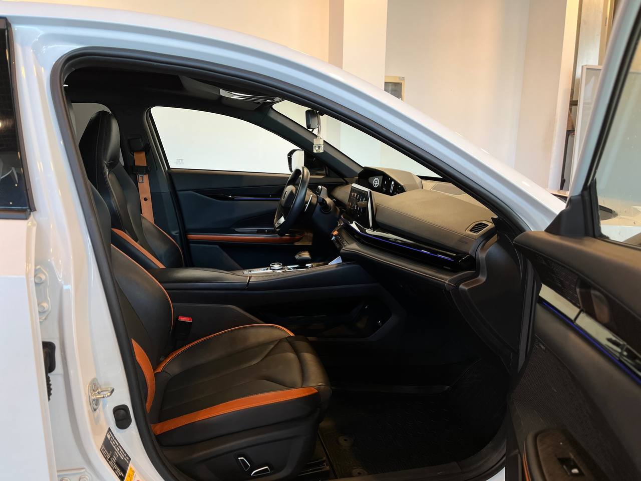 CHANGAN UNI-V