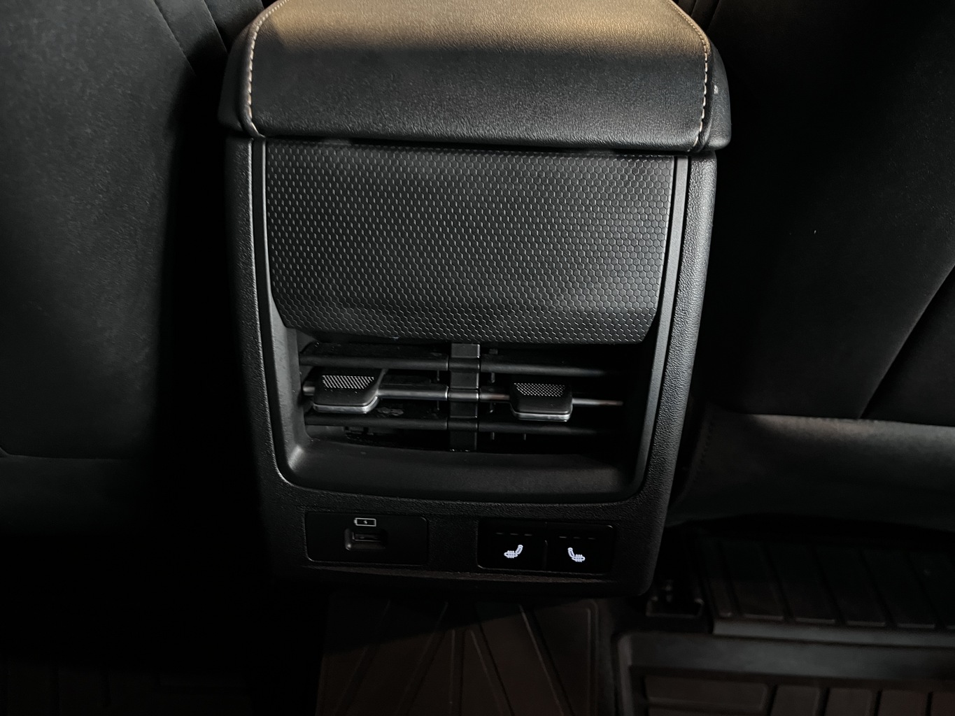 OMODA C5