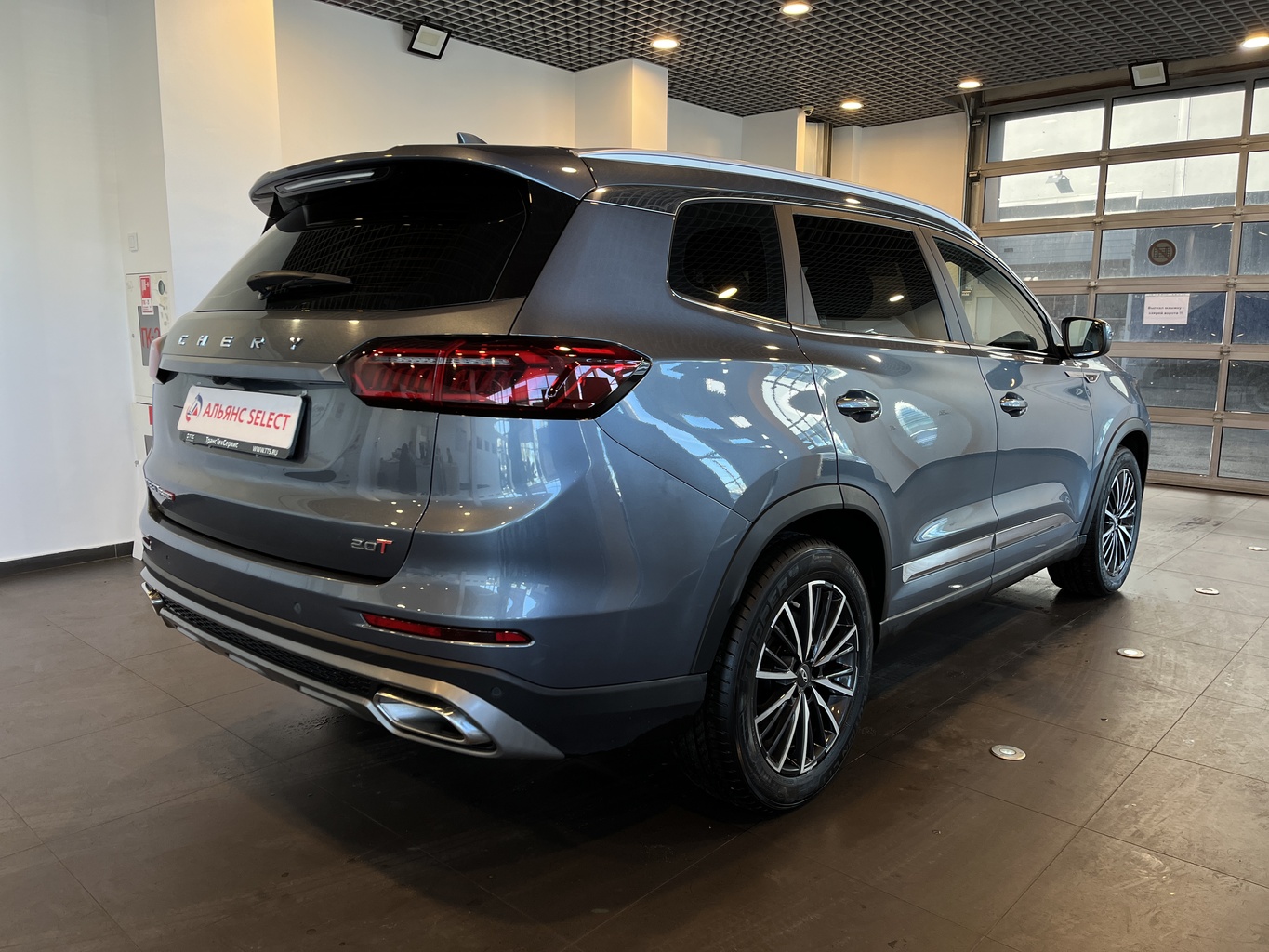 CHERY TIGGO 8