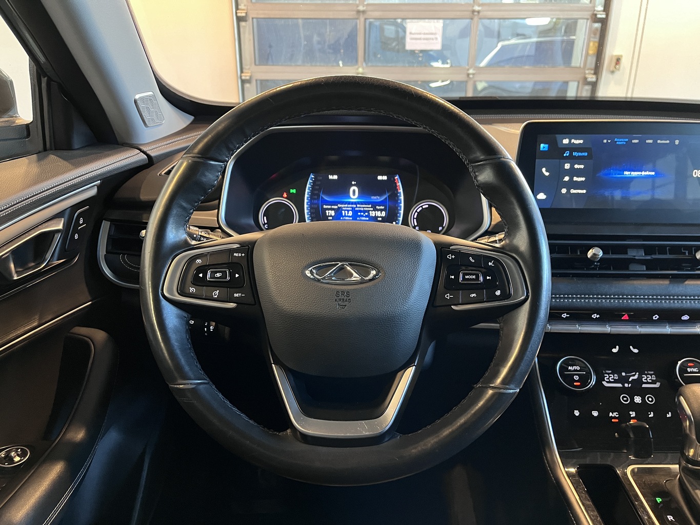 CHERY TIGGO 8