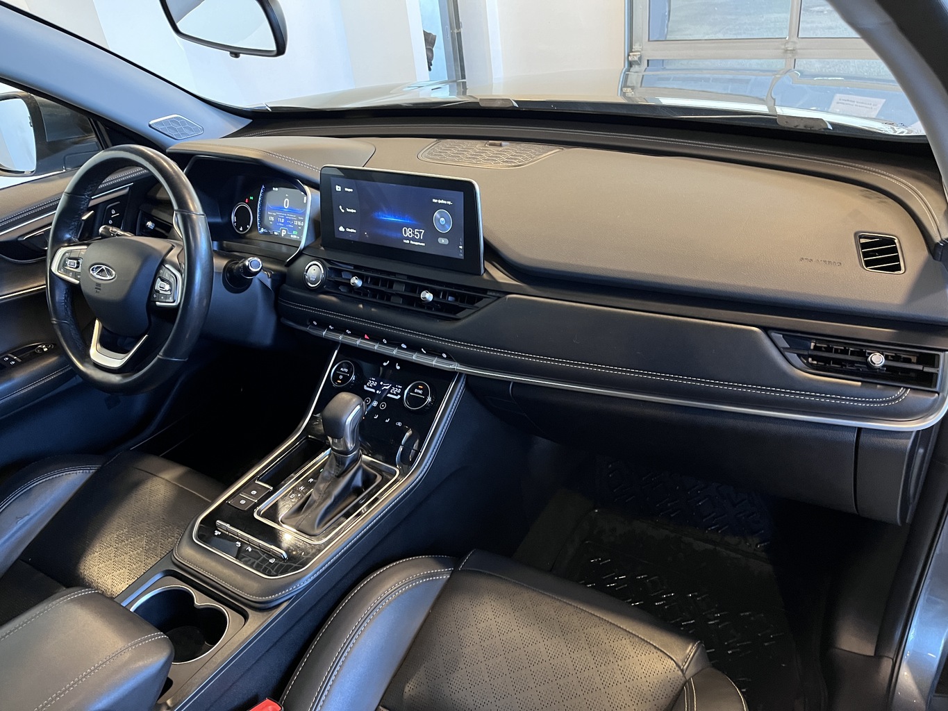CHERY TIGGO 8