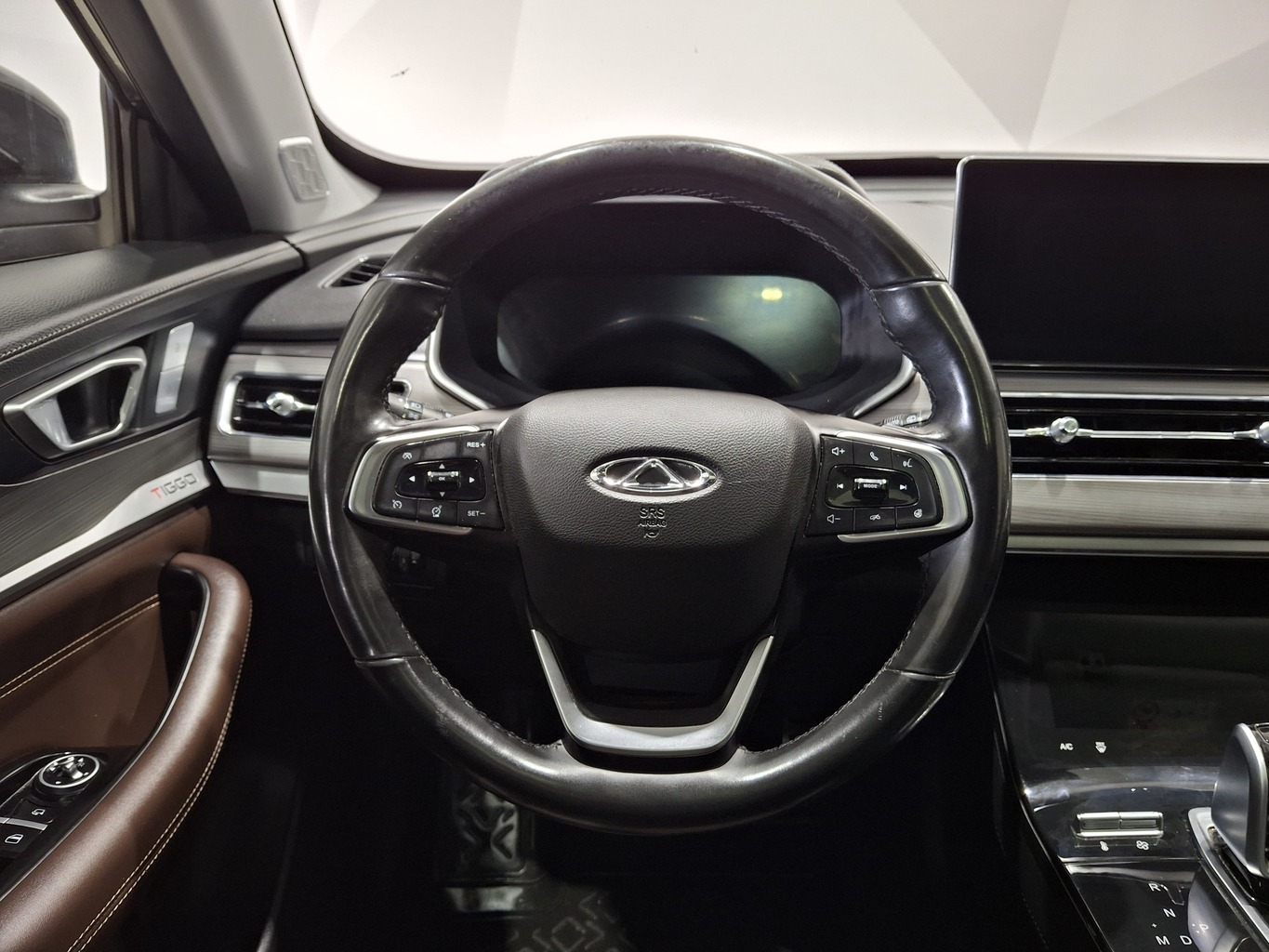 CHERY TIGGO 8
