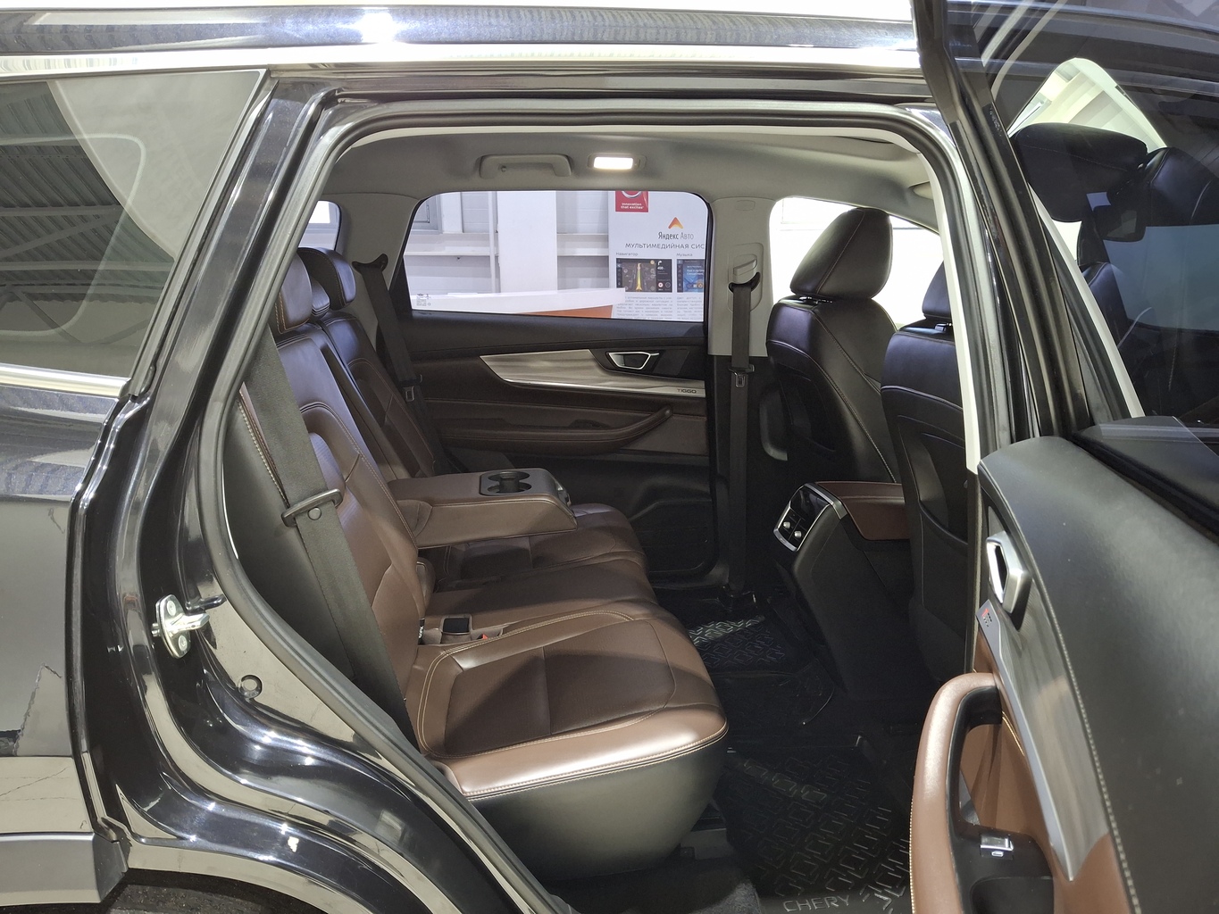 CHERY TIGGO 8