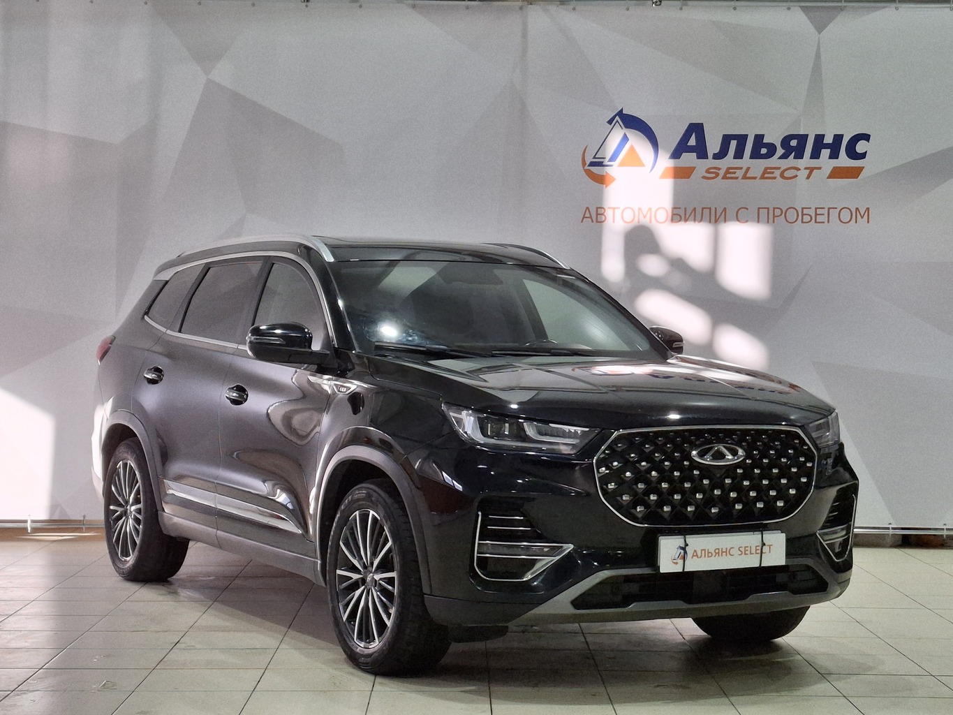 CHERY TIGGO 8
