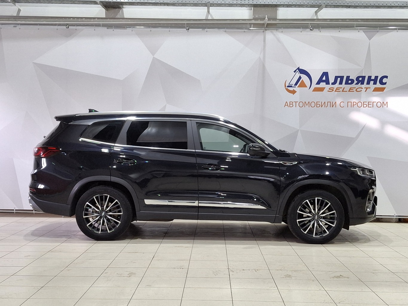 CHERY TIGGO 8