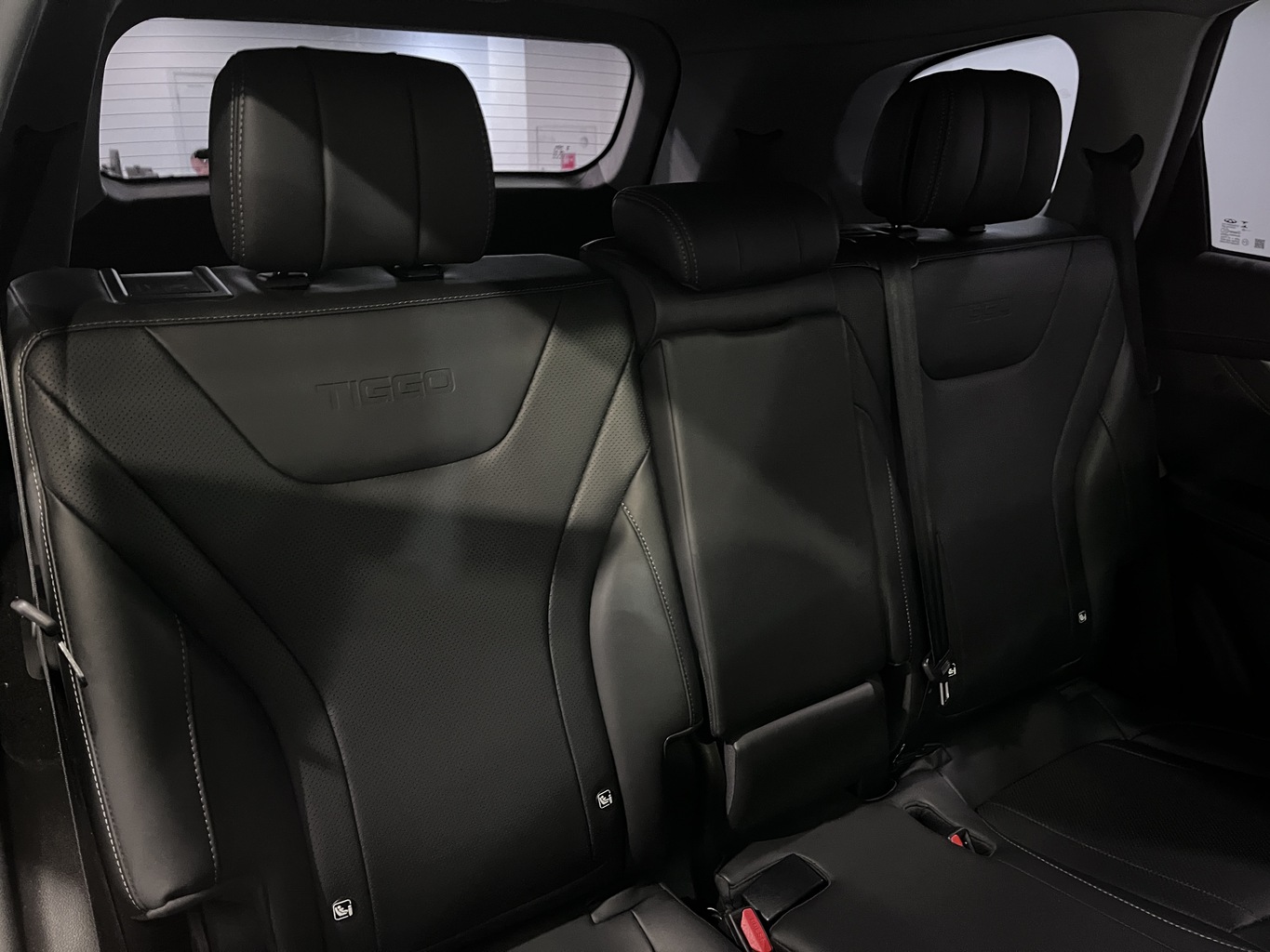 CHERY TIGGO 8