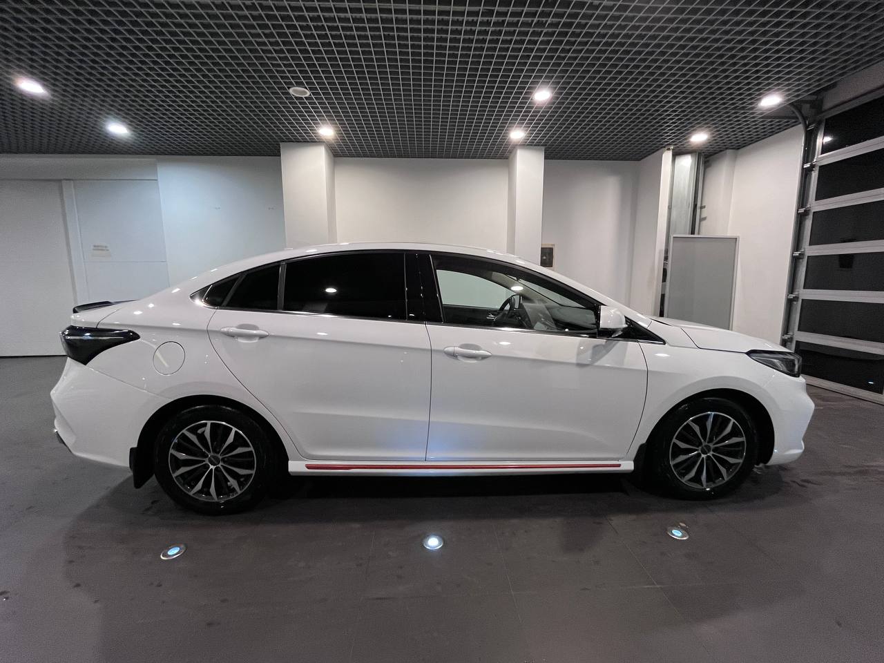 OMODA S5