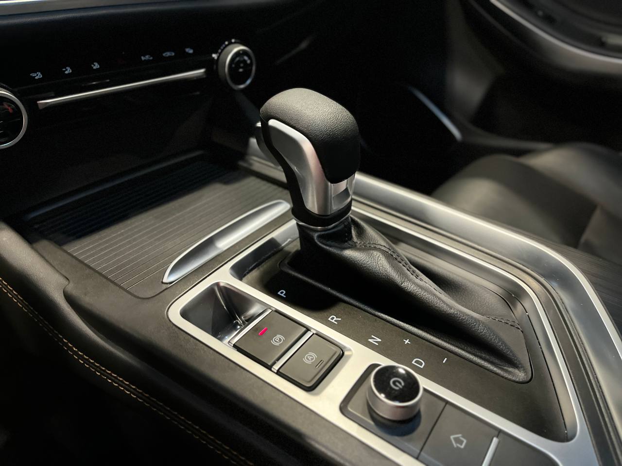 OMODA S5