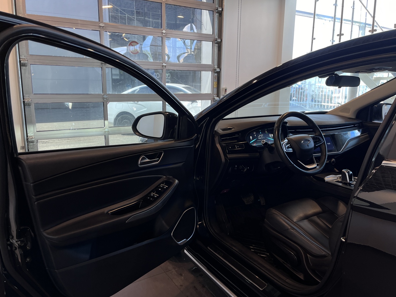 OMODA S5