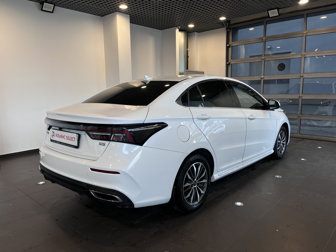 OMODA S5