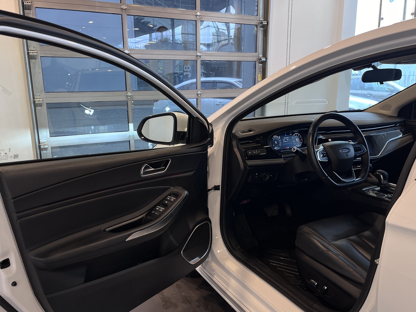 OMODA S5