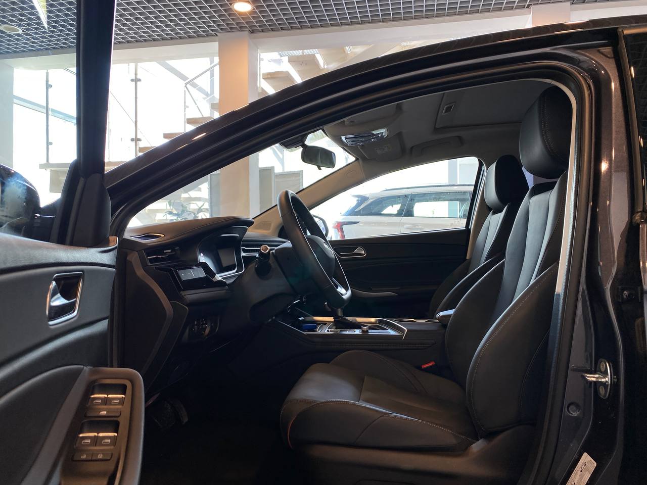 OMODA S5
