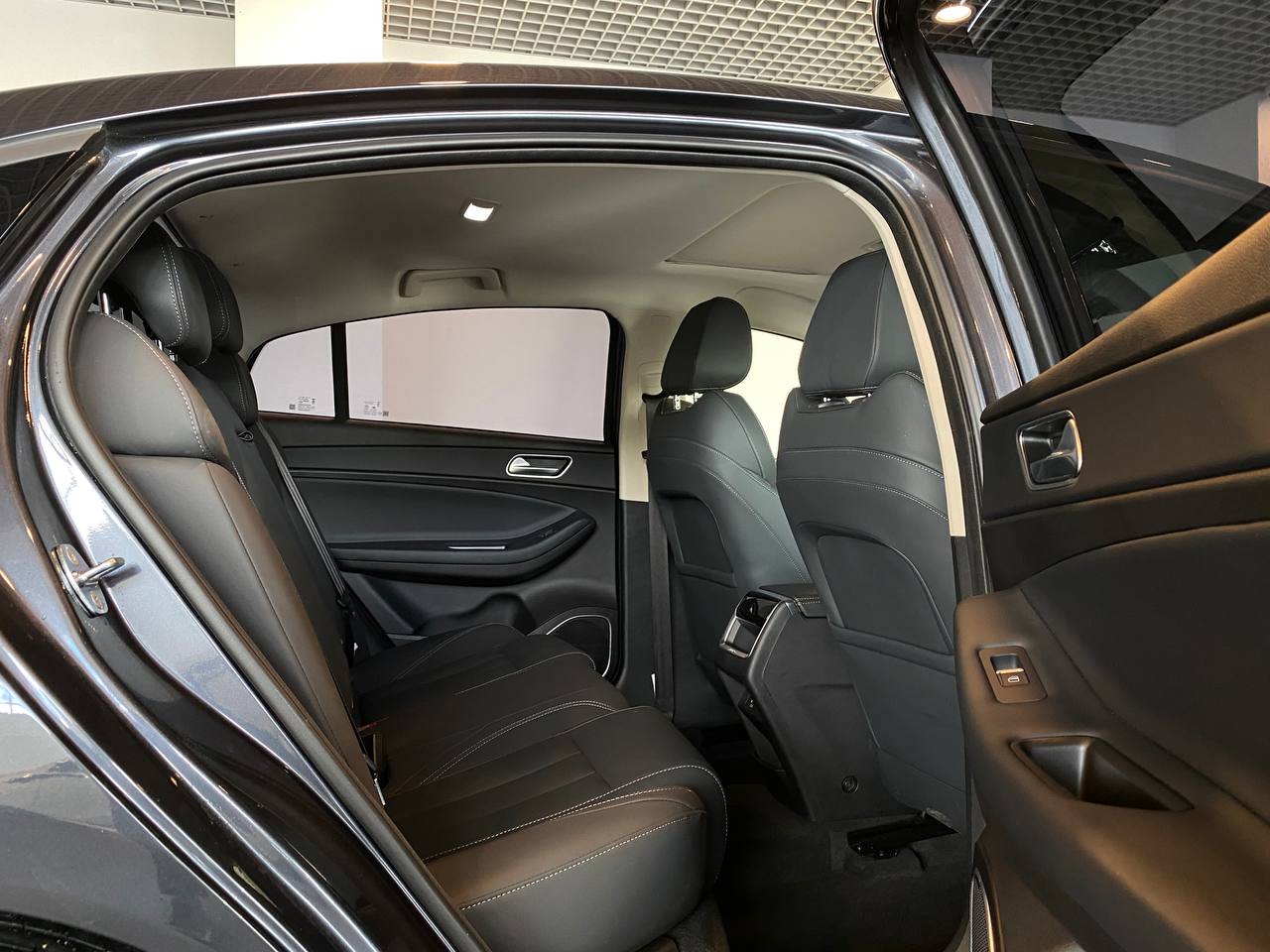 OMODA S5