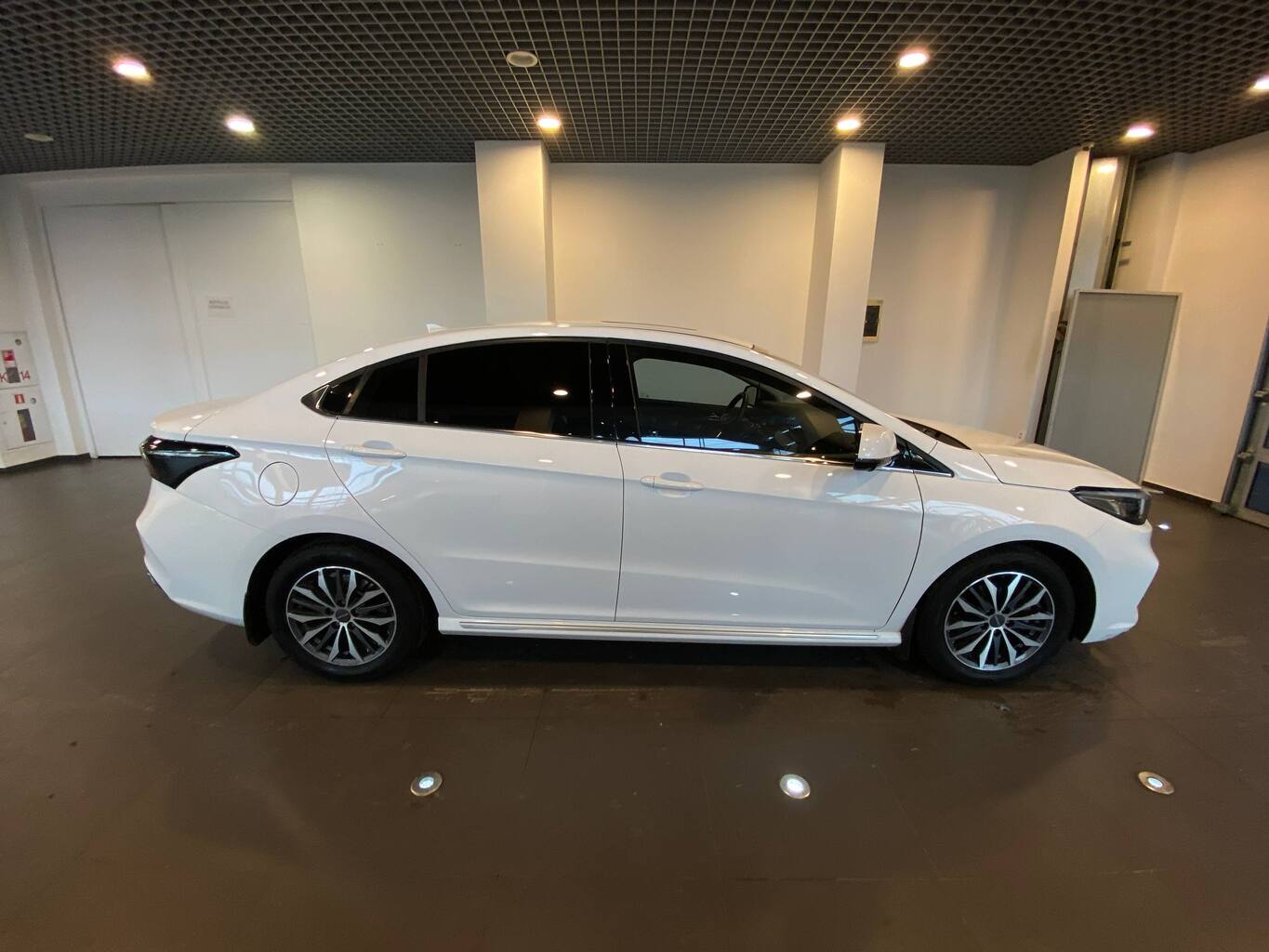 OMODA S5