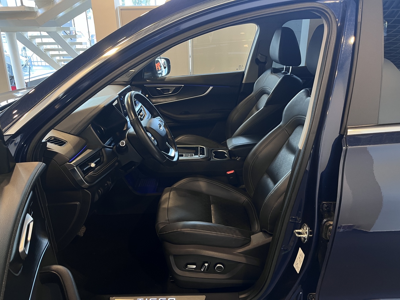 CHERY TIGGO 8