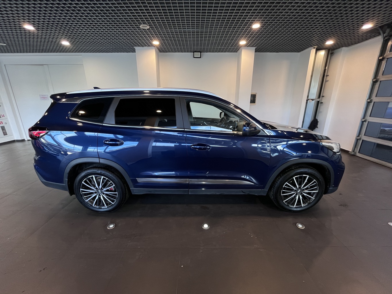 CHERY TIGGO 8